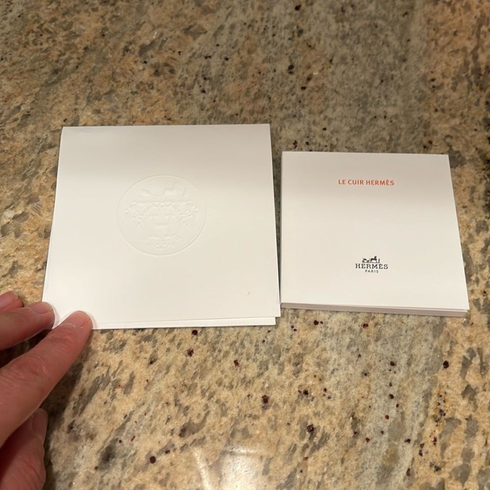 NWT Hermes booklet.It comes with an envelope